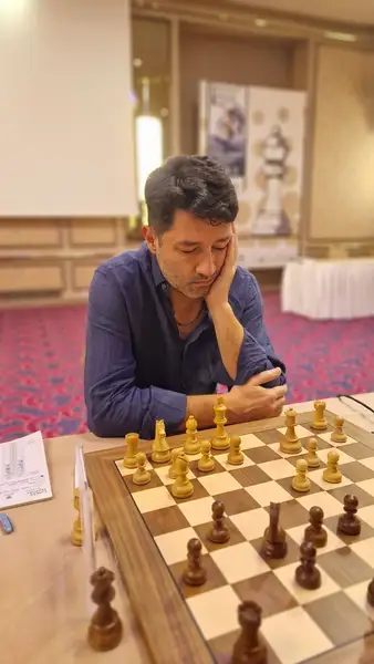 Round 7, photo 18