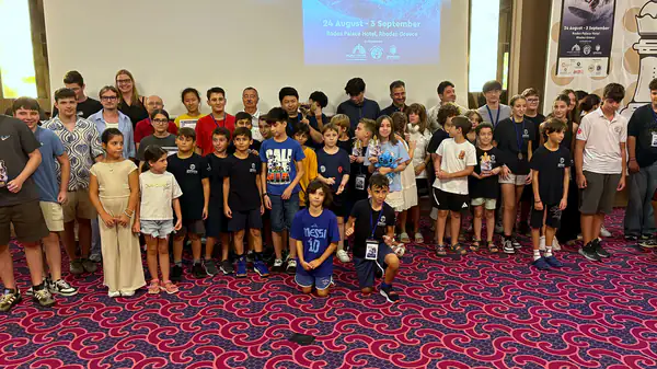 The final group photograph of the tournament participants